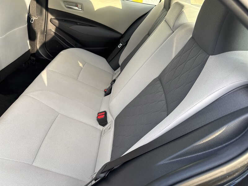 2020 Toyota Corolla Hybrid LE - Photo 10 - Lynwood, IL 60411