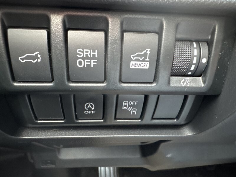 2021 Subaru Forester Premium   - Photo 15 - Lynwood, IL 60411