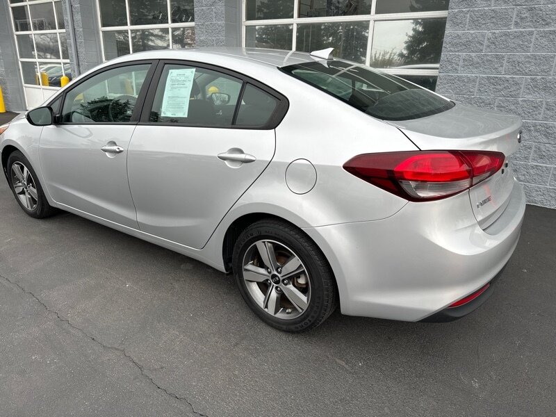 2018 Kia Forte S   - Photo 4 - Lynwood, IL 60411