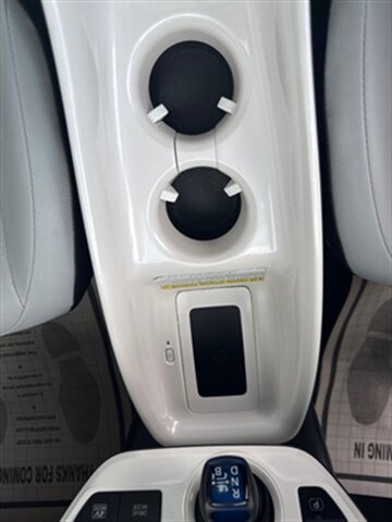 2016 Toyota Prius Two Eco - Photo 16 - Lynwood, IL 60411