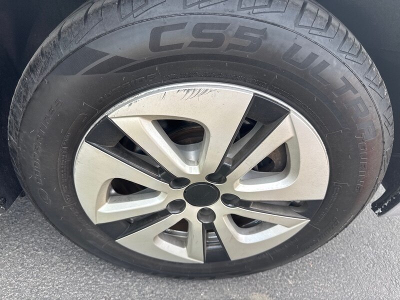 2016 Toyota Prius Two Eco - Photo 11 - Lynwood, IL 60411