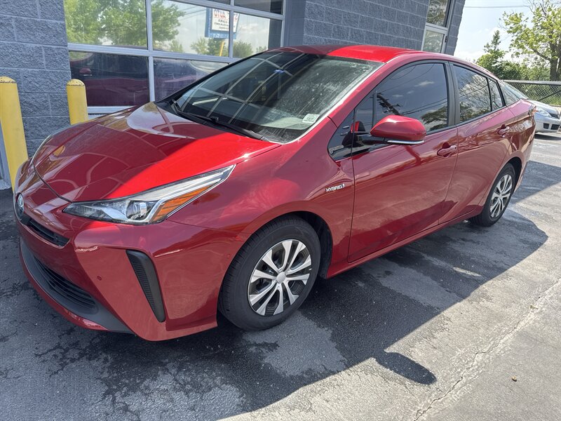 2020 Toyota Prius L Eco   - Photo 3 - Lynwood, IL 60411