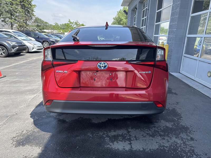 2020 Toyota Prius L Eco   - Photo 5 - Lynwood, IL 60411