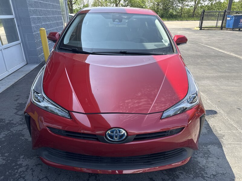 2020 Toyota Prius L Eco   - Photo 2 - Lynwood, IL 60411