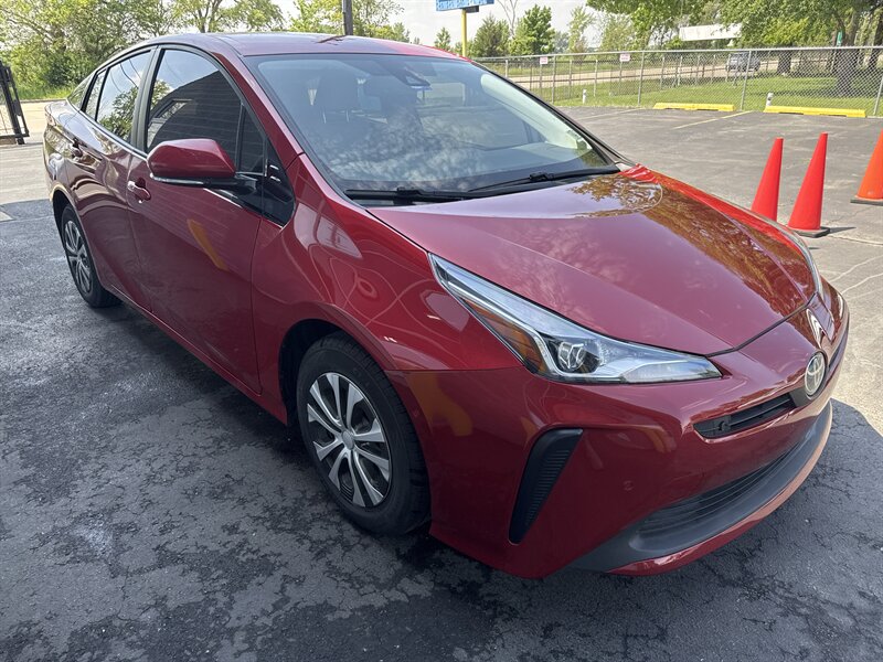 2020 Toyota Prius L Eco   - Photo 1 - Lynwood, IL 60411