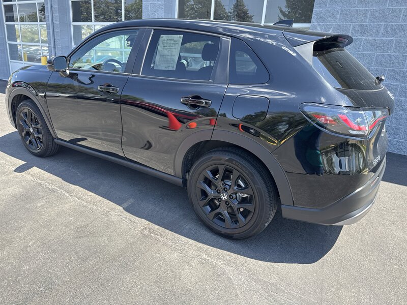2025 Honda HR-V Sport   - Photo 4 - Lynwood, IL 60411
