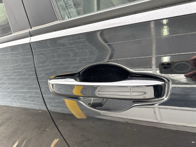 2025 Honda HR-V Sport   - Photo 8 - Lynwood, IL 60411