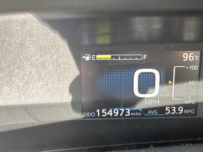 2020 Toyota Prius L Eco   - Photo 14 - Lynwood, IL 60411