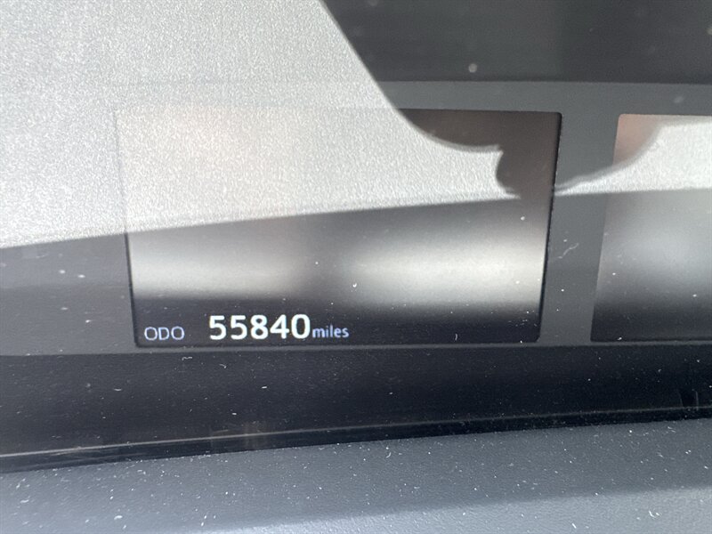 2020 Toyota Prius LE AWD-e   - Photo 15 - Lynwood, IL 60411