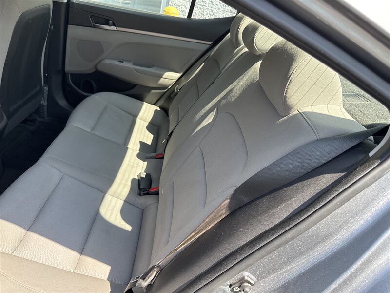 2018 Hyundai ELANTRA SE   - Photo 10 - Lynwood, IL 60411