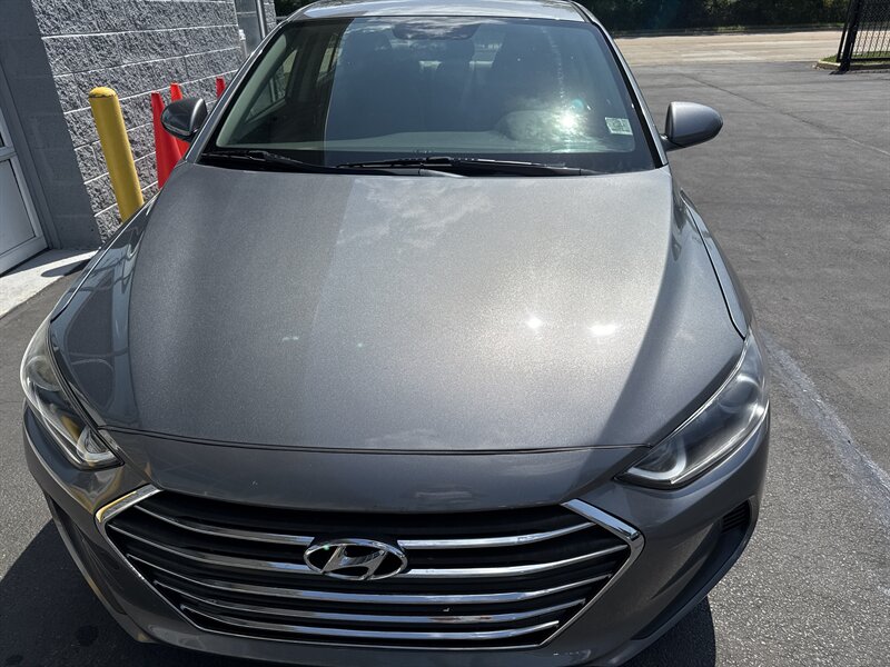 2018 Hyundai ELANTRA SE   - Photo 2 - Lynwood, IL 60411