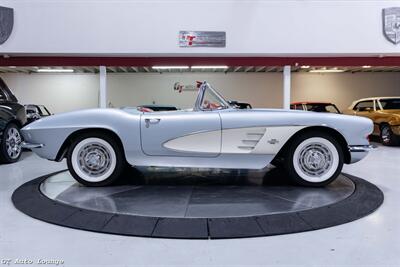 1961 Chevrolet Corvette   - Photo 4 - Rancho Cordova, CA 95742