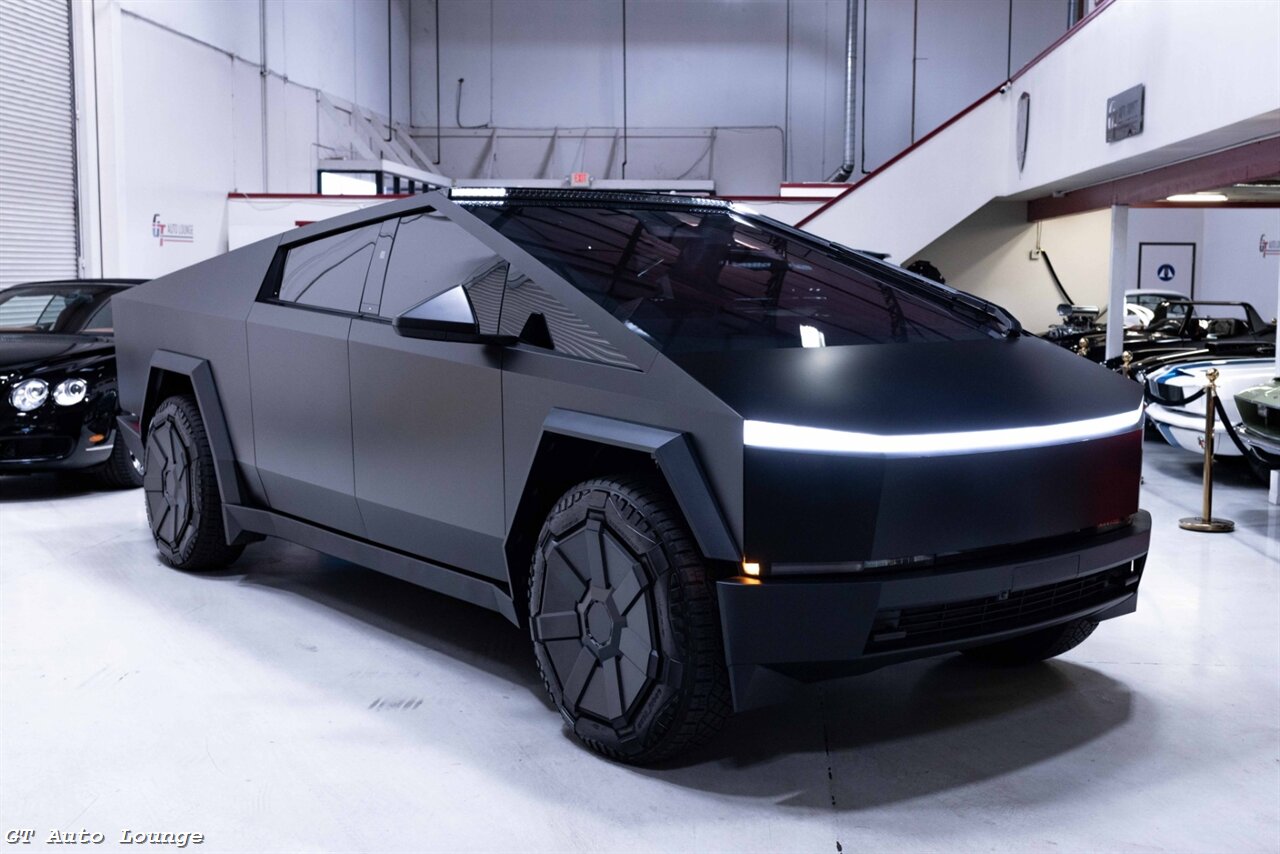 2024 Tesla Cybertruck Cyberbeast Foundation - Photo 4 - Rancho Cordova, CA 95742