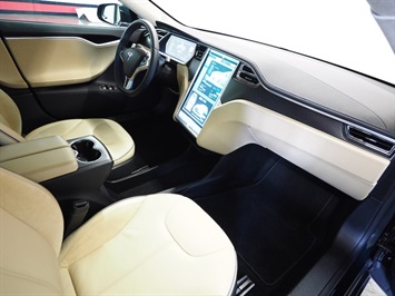 2012 Tesla Model S P85 - Performance   - Photo 18 - Rancho Cordova, CA 95742