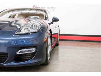 2010 Porsche Panamera Turbo   - Photo 2 - Rancho Cordova, CA 95742