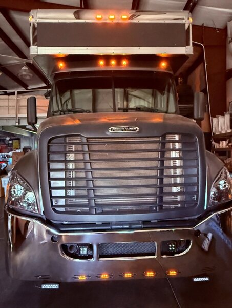 2015 Cascadia Freightliner   - Photo 3 - Rancho Cordova, CA 95742