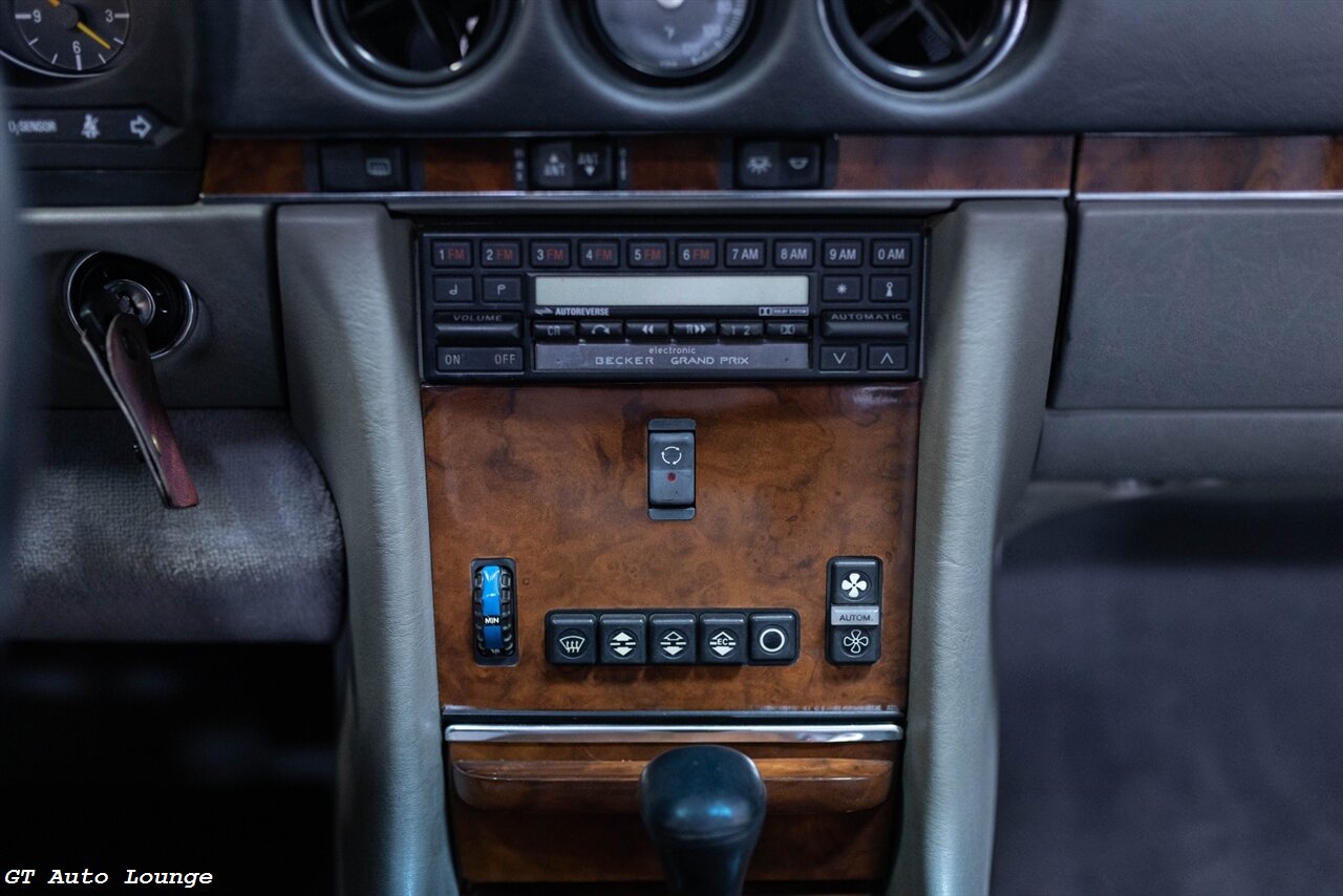 1986 Mercedes-Benz 560-Class 560 SL - Photo 59 - Rancho Cordova, CA 95742