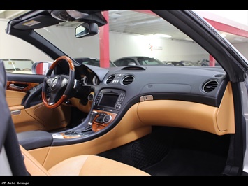 2011 Mercedes-Benz SL 550   - Photo 23 - Rancho Cordova, CA 95742