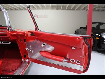 1961 Chevrolet Corvette   - Photo 34 - Rancho Cordova, CA 95742