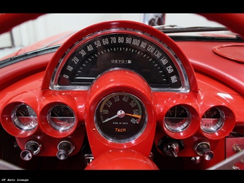 1961 Chevrolet Corvette   - Photo 36 - Rancho Cordova, CA 95742