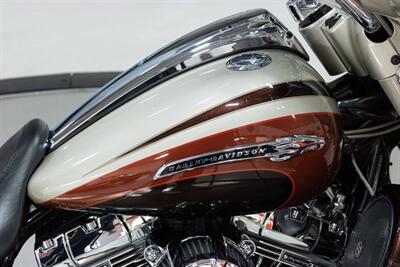 2011 Harley-Davidson Street Glide   - Photo 14 - Rancho Cordova, CA 95742