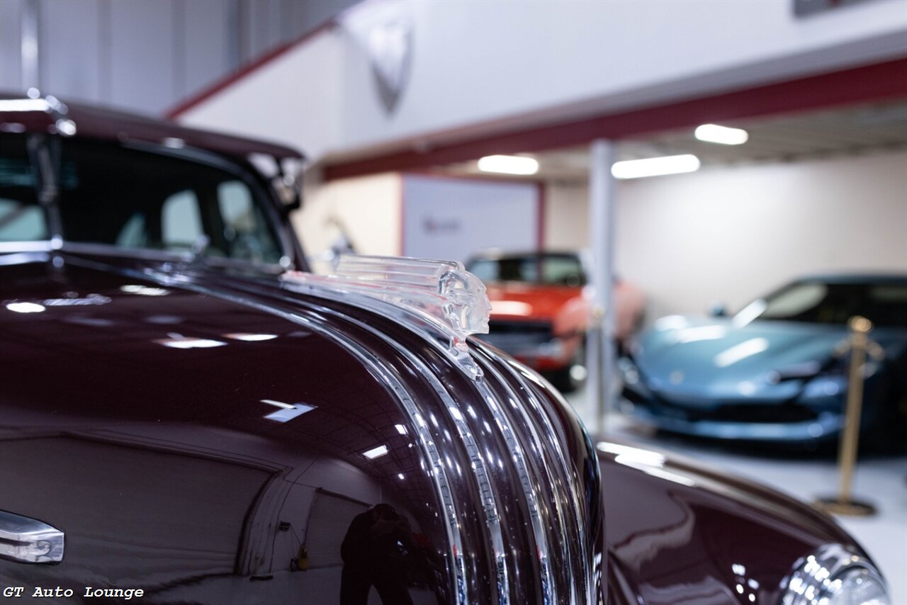 1941 Pontiac Streamliner Silver Streak Restomod - Photo 27 - Rancho Cordova, CA 95742