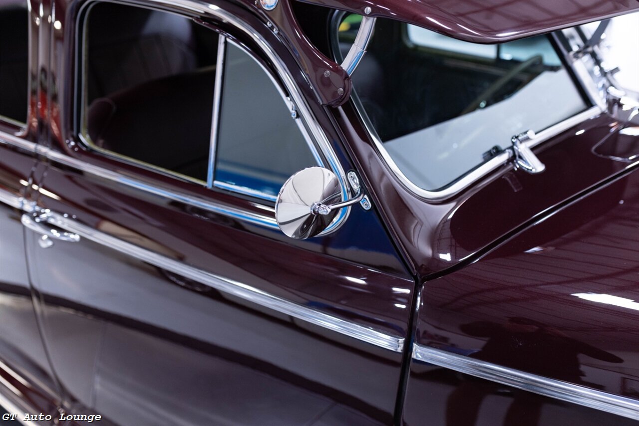 1941 Pontiac Streamliner Silver Streak Restomod - Photo 26 - Rancho Cordova, CA 95742