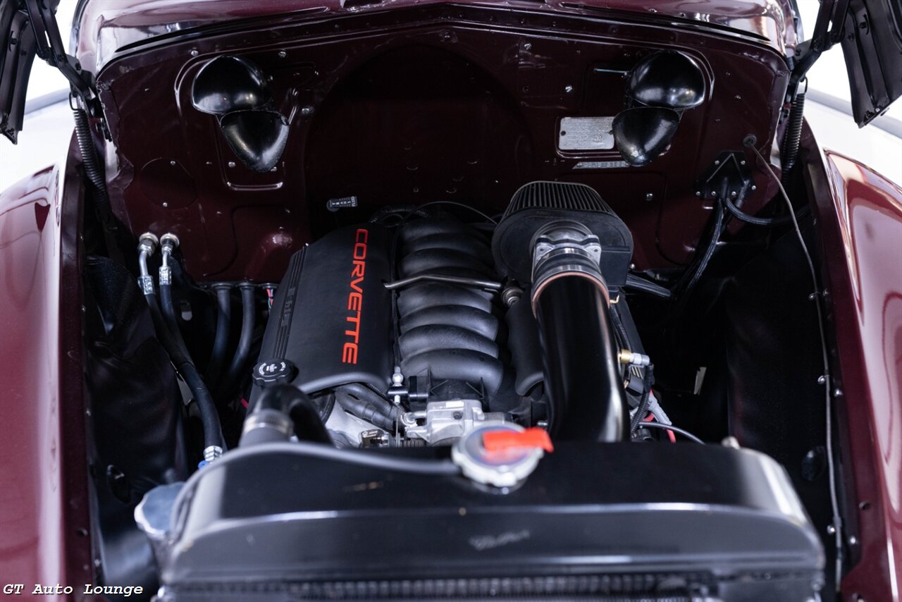 1941 Pontiac Streamliner Silver Streak Restomod - Photo 54 - Rancho Cordova, CA 95742