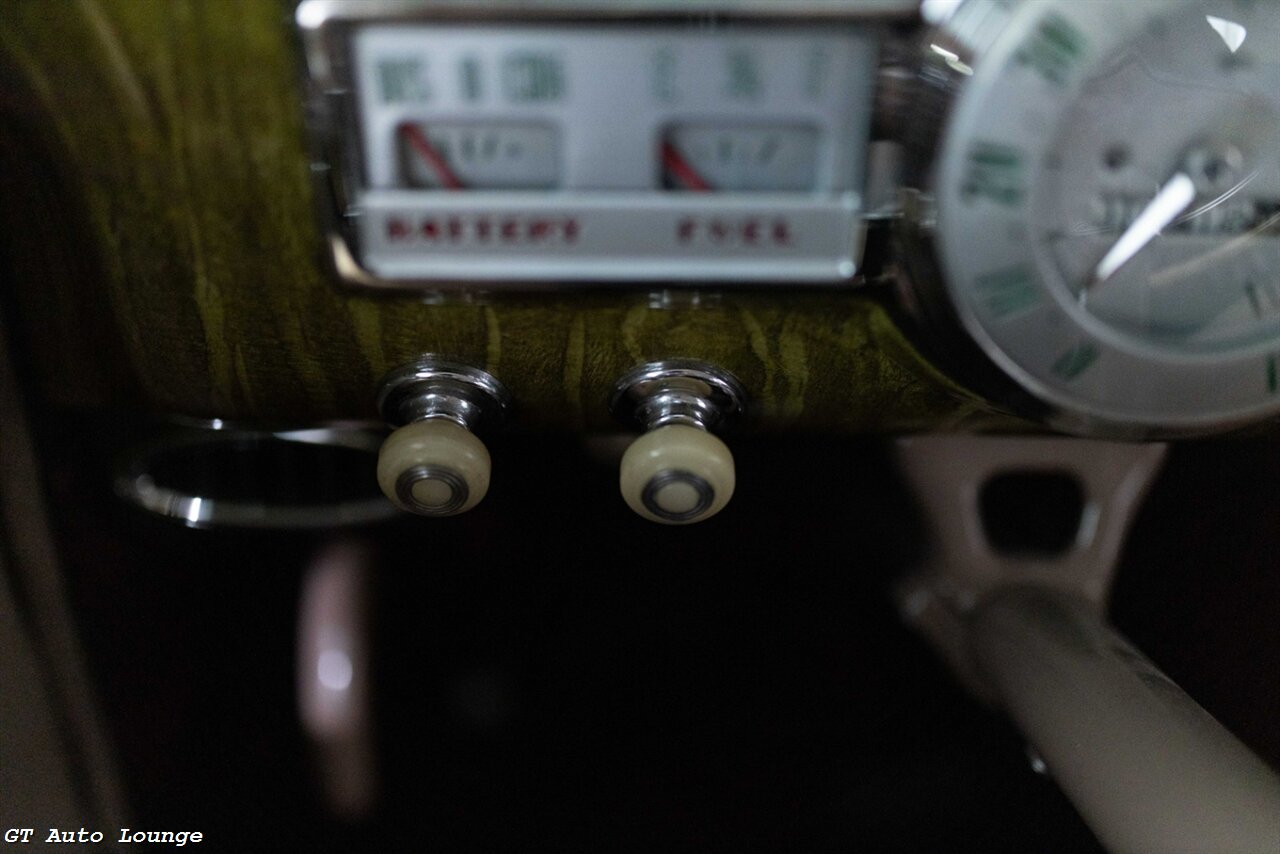 1941 Pontiac Streamliner Silver Streak Restomod - Photo 43 - Rancho Cordova, CA 95742