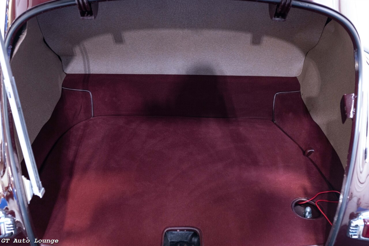 1941 Pontiac Streamliner Silver Streak Restomod - Photo 56 - Rancho Cordova, CA 95742