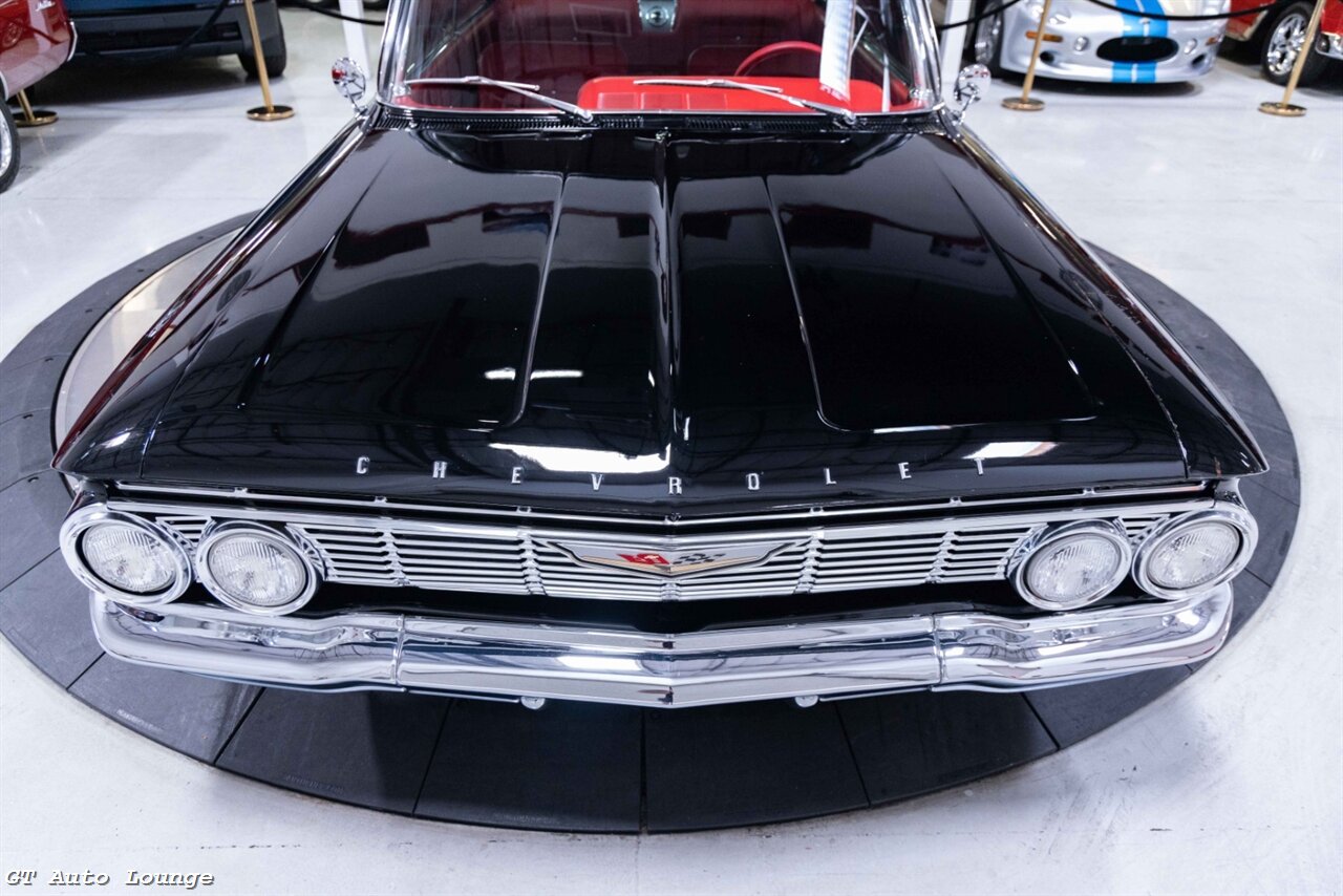 1961 Chevrolet Impala Bubbletop Restomod - Photo 32 - Rancho Cordova, CA 95742