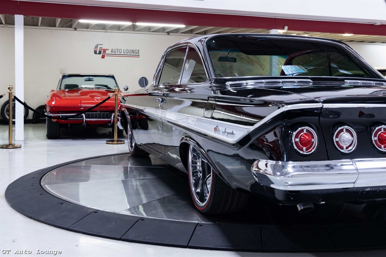 1961 Chevrolet Impala Bubbletop Restomod - Photo 16 - Rancho Cordova, CA 95742