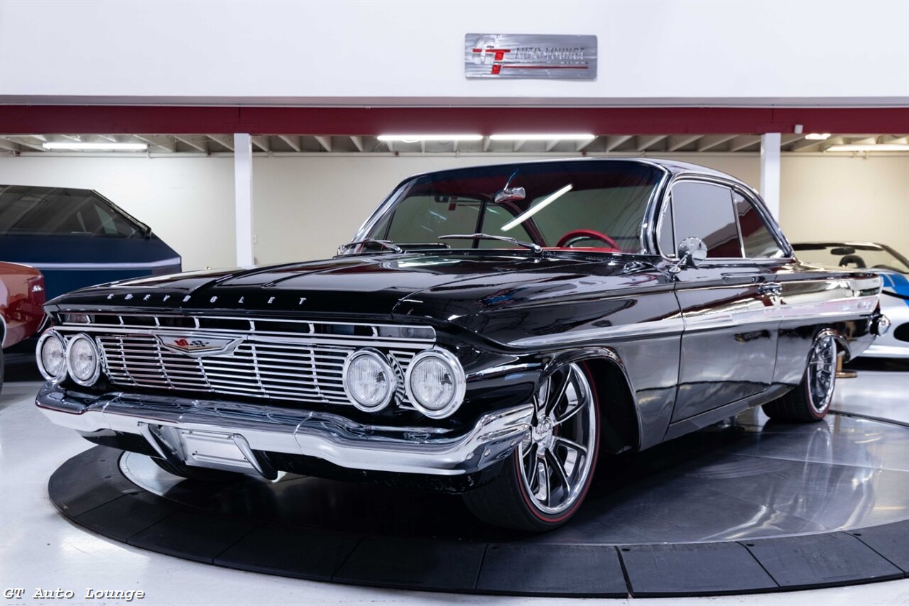 1961 Chevrolet Impala Bubbletop Restomod - Photo 1 - Rancho Cordova, CA 95742