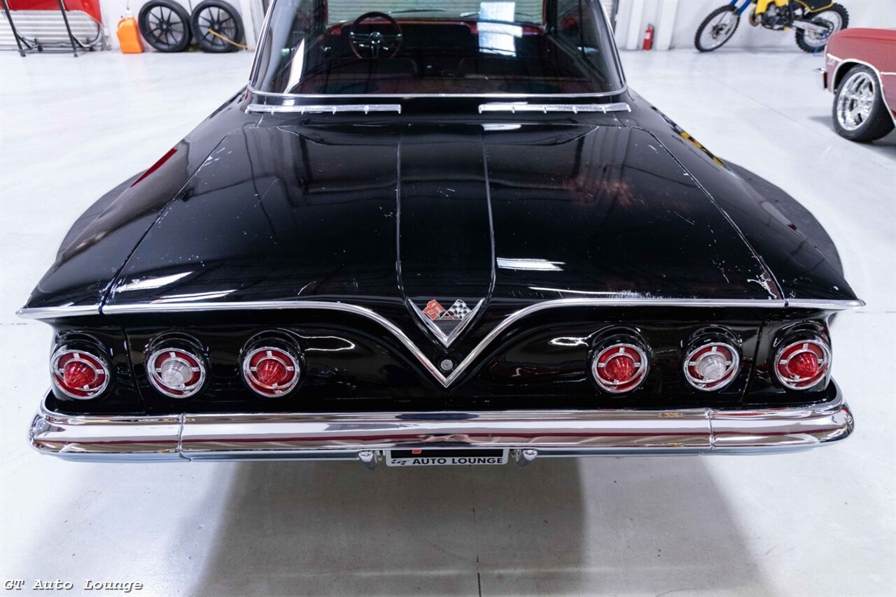 1961 Chevrolet Impala Bubbletop Restomod - Photo 39 - Rancho Cordova, CA 95742