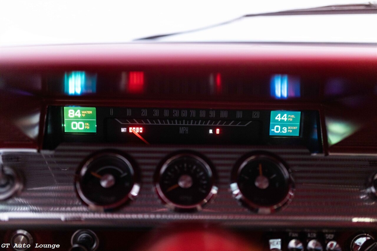 1961 Chevrolet Impala Bubbletop Restomod - Photo 64 - Rancho Cordova, CA 95742