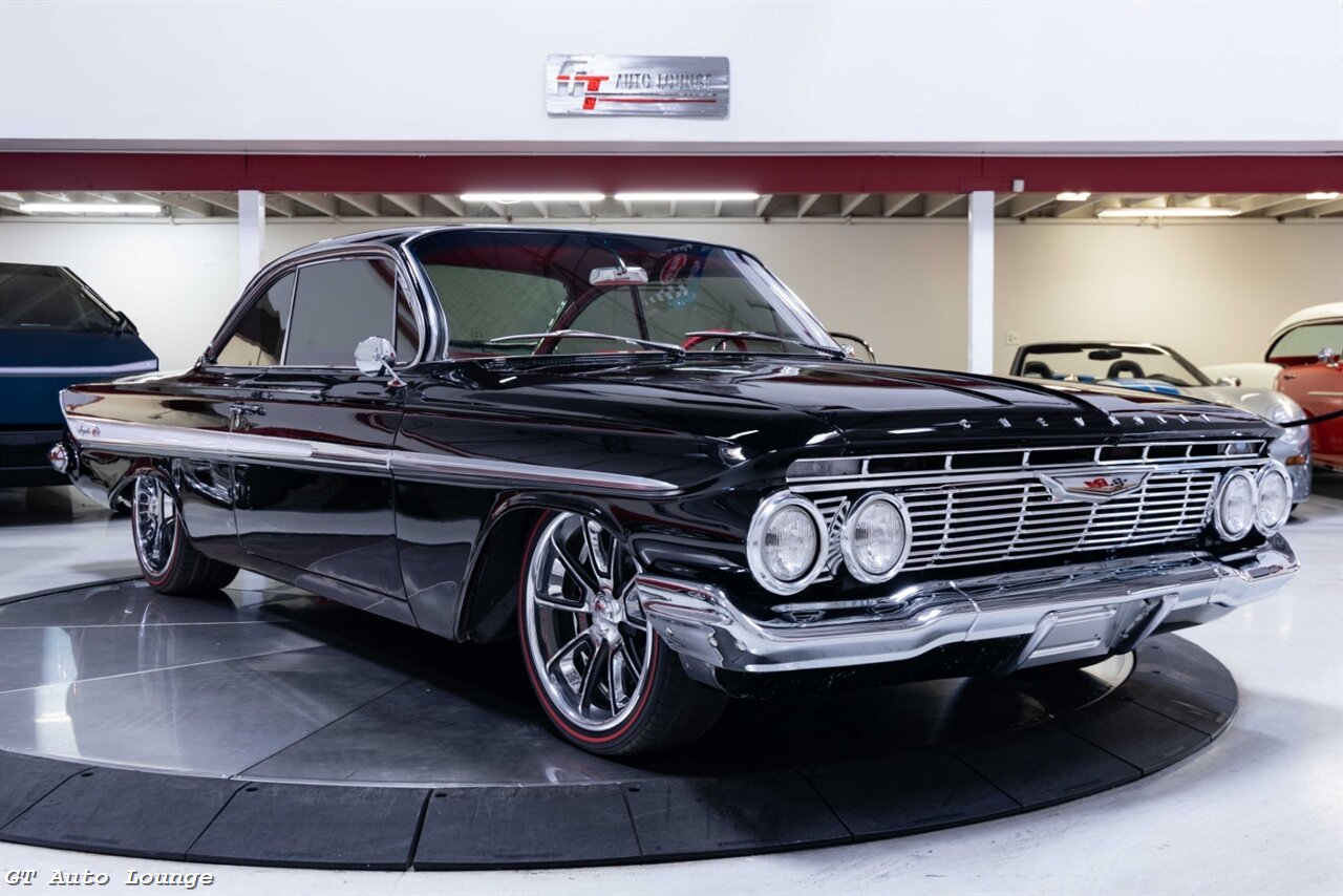 1961 Chevrolet Impala Bubbletop Restomod - Photo 3 - Rancho Cordova, CA 95742