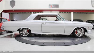 1962 Chevrolet Impala SS 409   - Photo 4 - Rancho Cordova, CA 95742