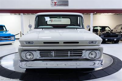 1962 Chevrolet C-10 Restomod   - Photo 2 - Rancho Cordova, CA 95742