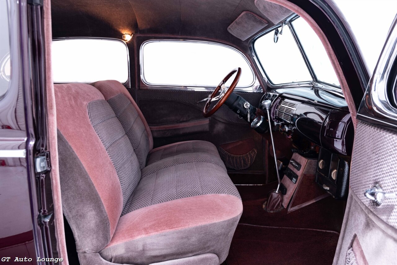 1940 Ford Deluxe Tudor Sedan - Photo 29 - Rancho Cordova, CA 95742
