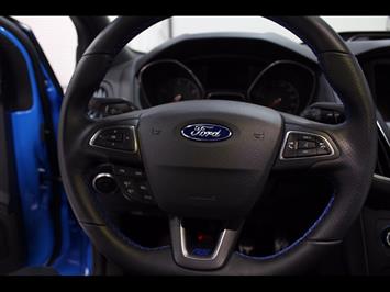 2016 Ford Focus RS   - Photo 31 - Rancho Cordova, CA 95742