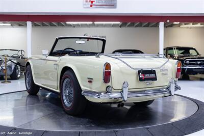 1968 Triumph TR250   - Photo 7 - Rancho Cordova, CA 95742