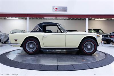 1968 Triumph TR250   - Photo 12 - Rancho Cordova, CA 95742