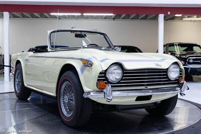 1968 Triumph TR250   - Photo 3 - Rancho Cordova, CA 95742