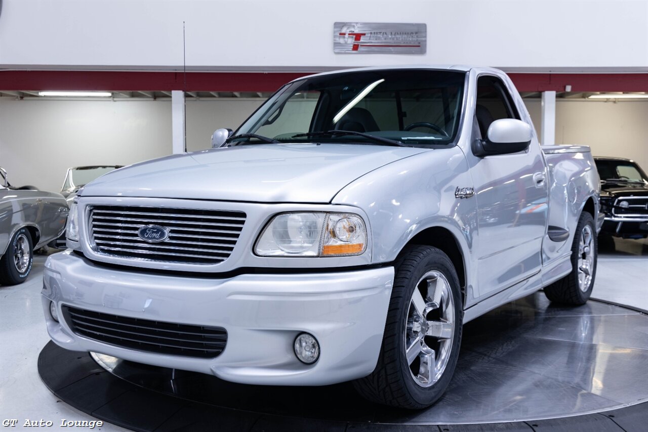 2001 Ford F-150 SVT Lightning   - Photo 1 - Rancho Cordova, CA 95742