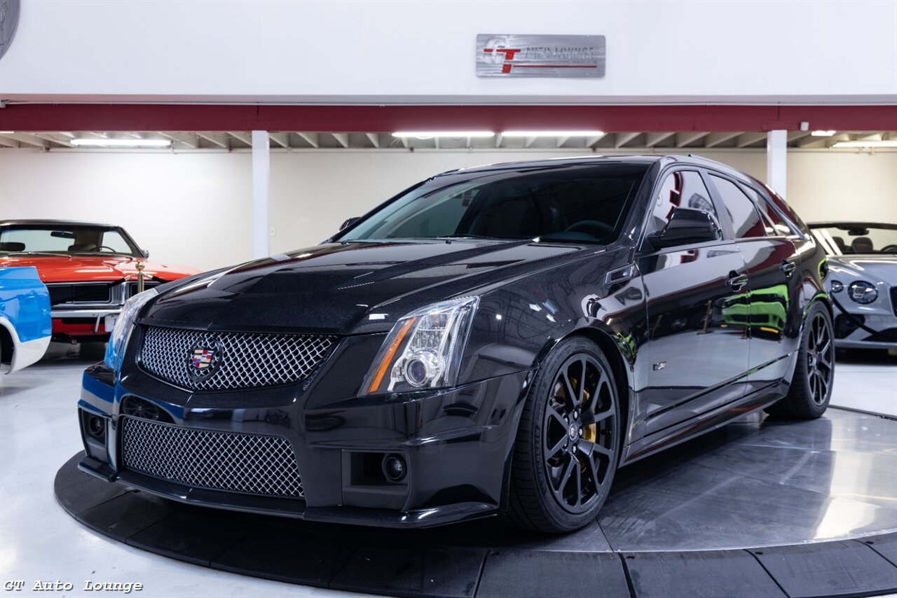 2012 Cadillac CTS-V Sport Wagon V's photo
