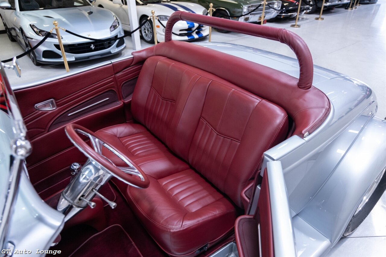 1933 Ford Model 40 Roadster - Photo 17 - Rancho Cordova, CA 95742