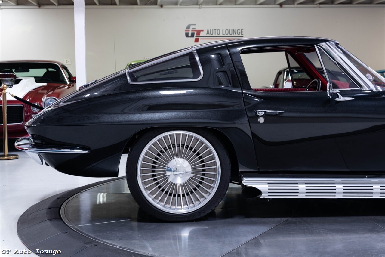1963 Chevrolet Corvette Split Window Restomod - Photo 17 - Rancho Cordova, CA 95742