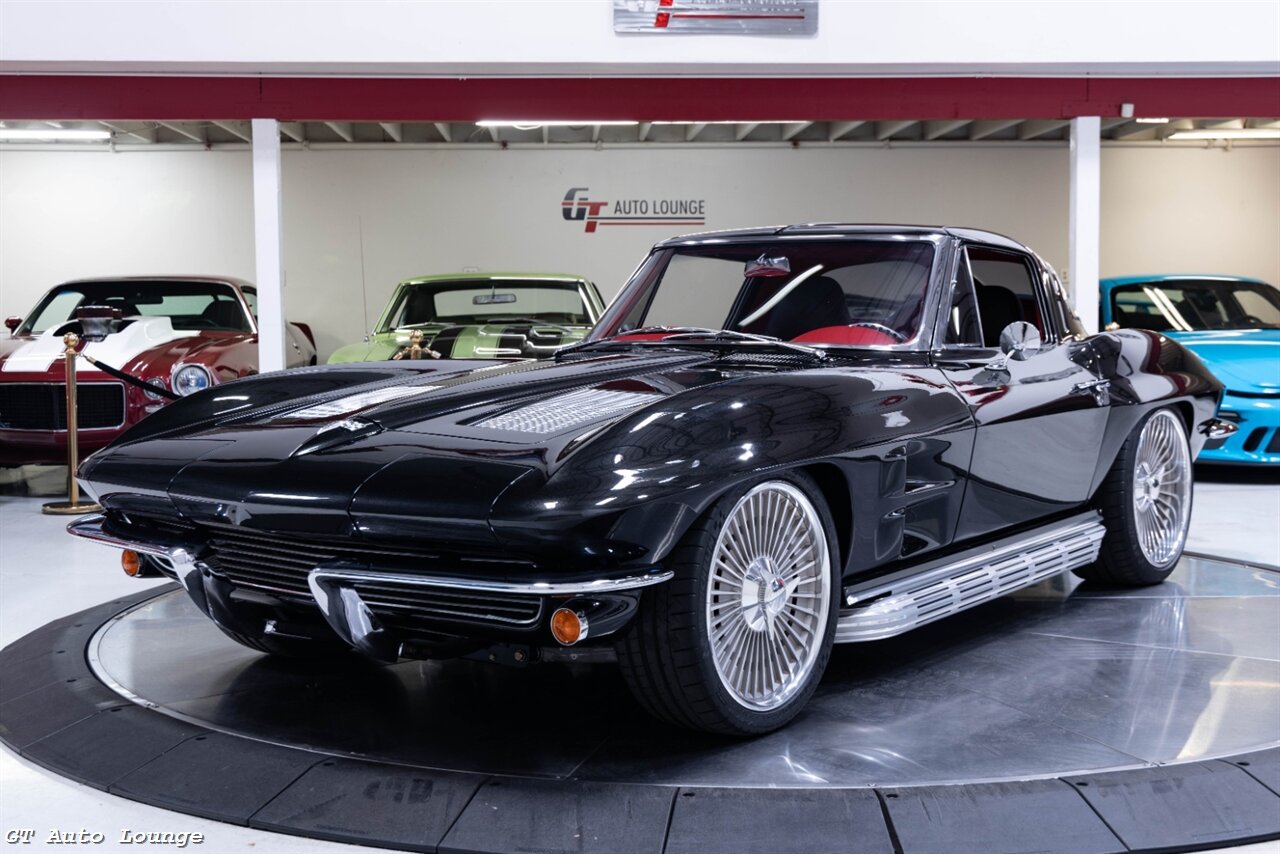 1963 Chevrolet Corvette Split Window Restomod   - Photo 1 - Rancho Cordova, CA 95742
