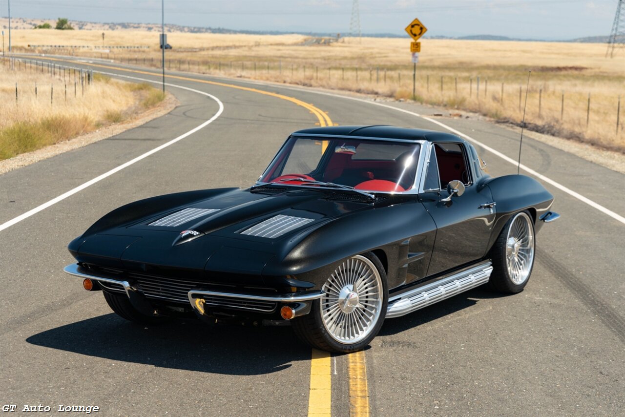 1963 Chevrolet Corvette Split Window Restomod - Photo 2 - Rancho Cordova, CA 95742