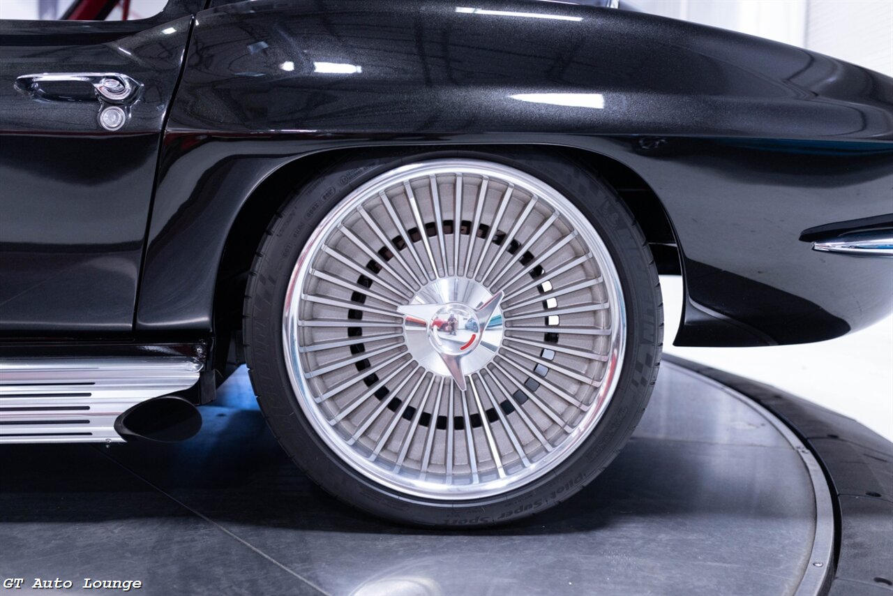 1963 Chevrolet Corvette Split Window Restomod - Photo 41 - Rancho Cordova, CA 95742